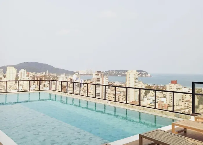 Refugio Exclusivo A Poucas Quadras Da Praia! Piscina Com Vista Para O Mar! Guarujá